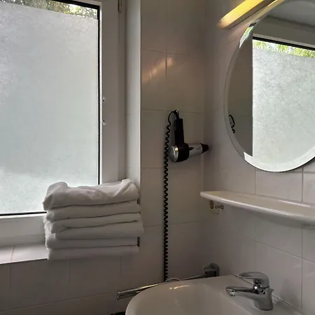 Apartmán Cozy With Pool & Forest *